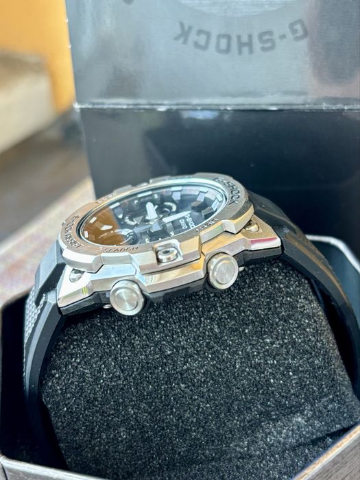 Vand/Schimb Casio G-Shock GST B400-1AER Bluetooth Solar