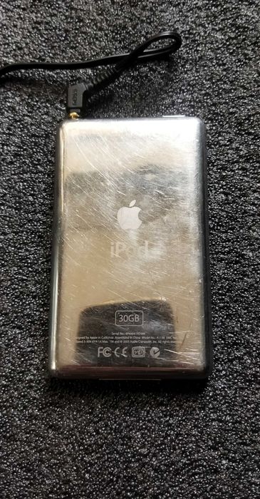 Apple iPod Classic 30GB Wolfson DAC MP3 Player