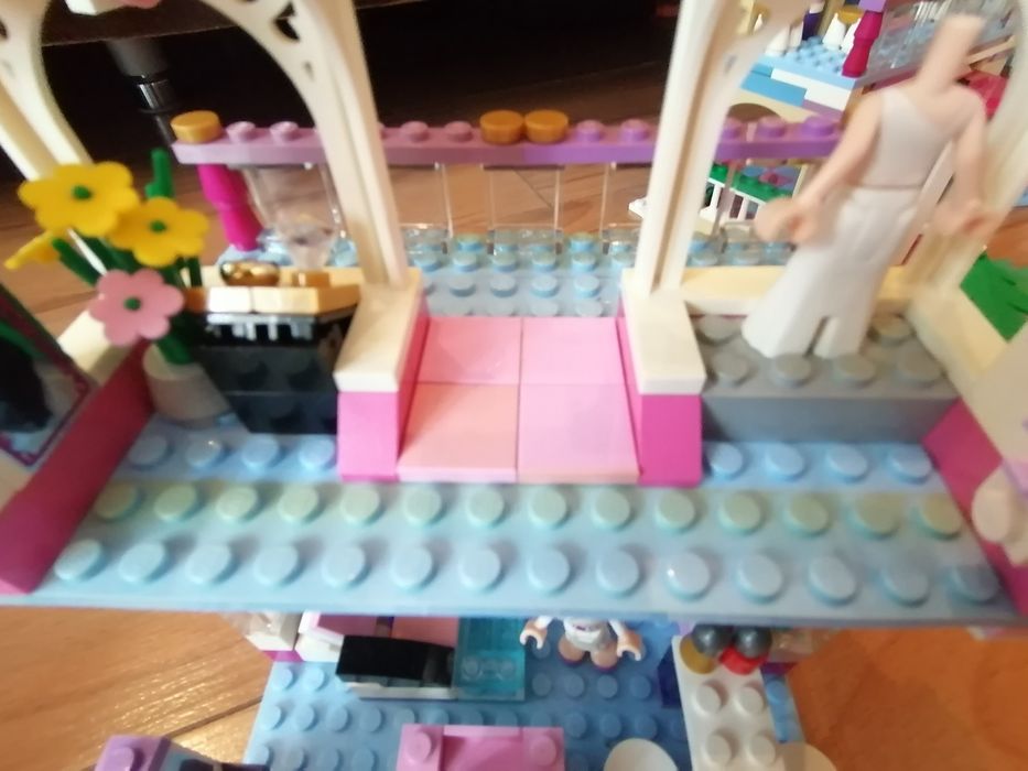Конструктор Lego Friends 41058 Търговски център Хартлейк