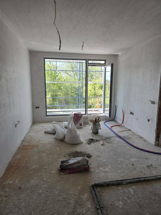 Тристаен апартамент в Младост 4 с АКТ 14!