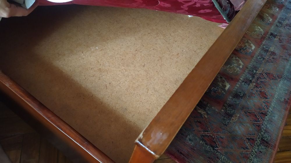 Продам кровать дерево