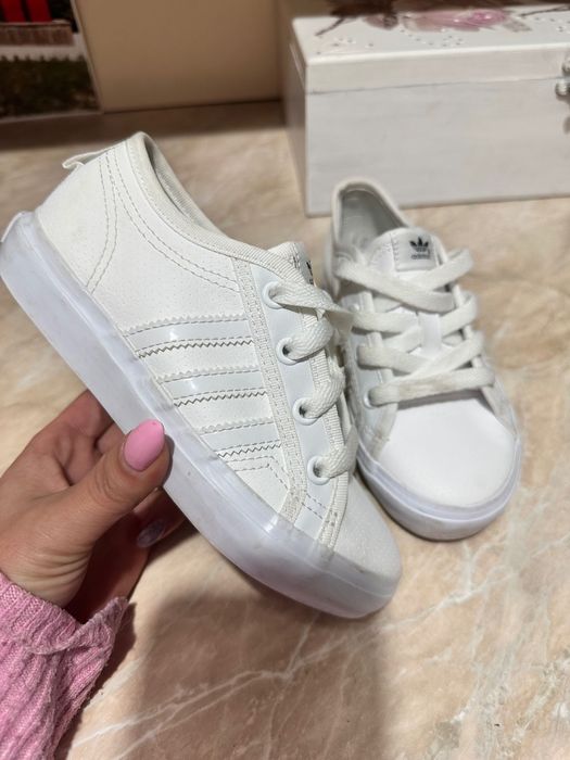 Adidas оригинални детски маратонки