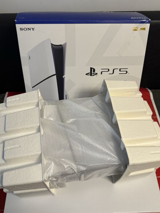 КАТО НОВ 1TB Sony Playstation 5 | PS5 Гаранция Теchnopolis до 2026