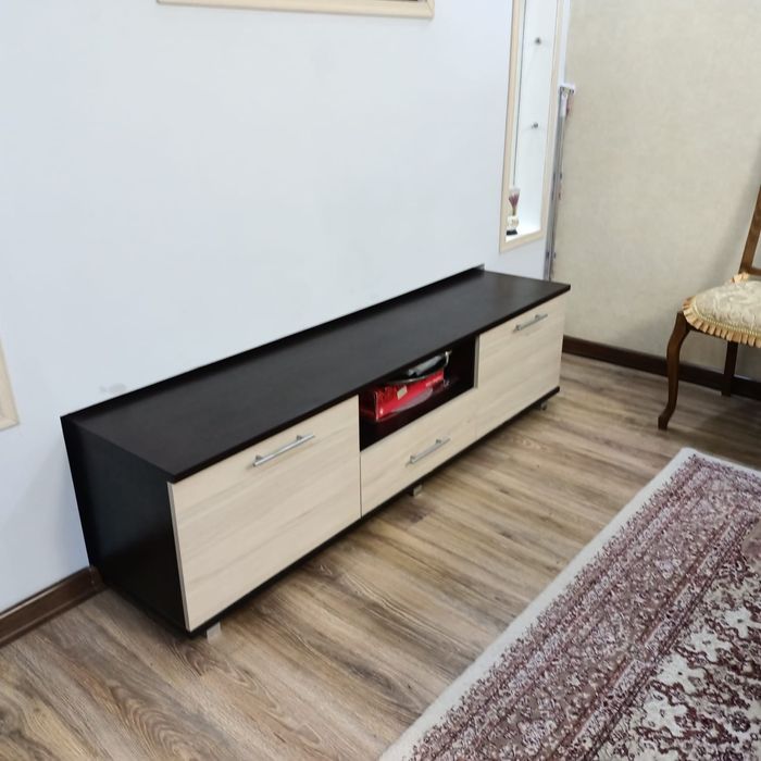 Комод в гостинную