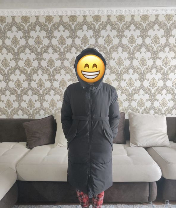 Продам б/у зимний пуховик (холлофайбер)