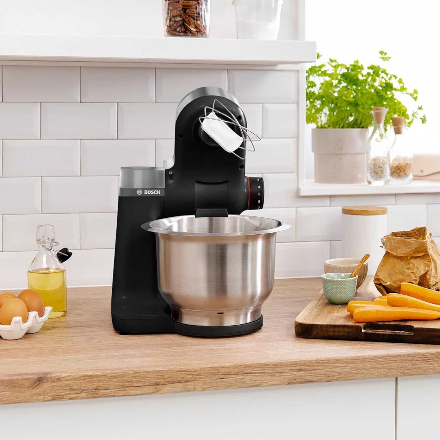 Кухненски робот Bosch (MUMS2VM00) 3.8L 900W Планитарен миксер