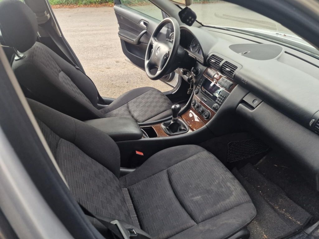 Mercedes c180 1.8 143 коня