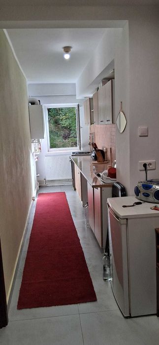 Garsoniera renovata,mobilata Azuga,langa partia de ski