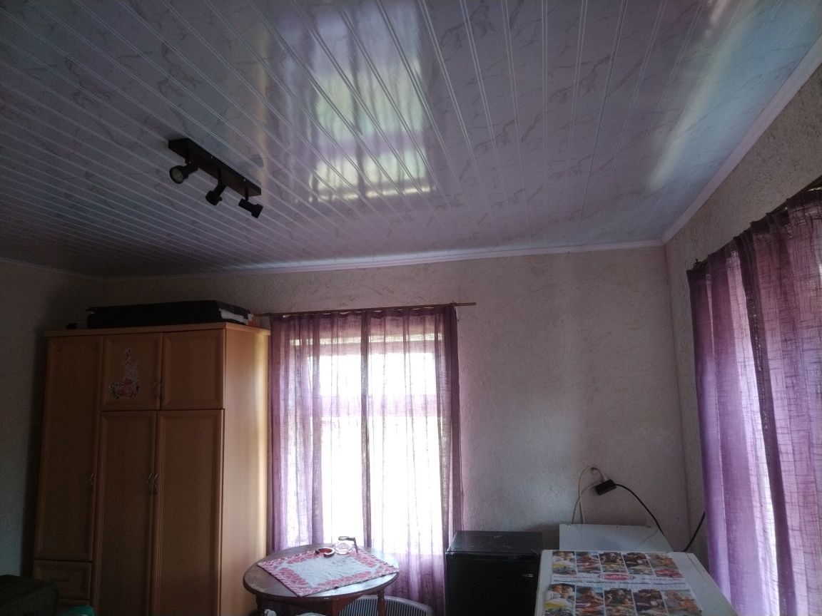 Продавам къща в с. Риш