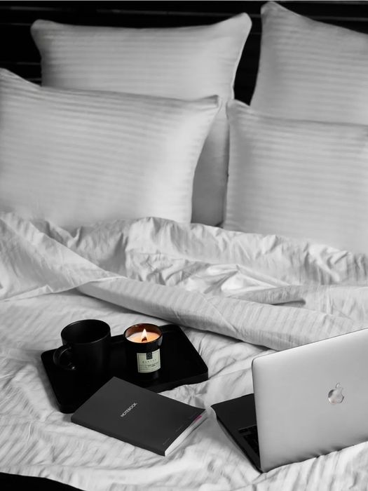 "Uyqu uchun 50×70 sm yostiq, halafiberli, yumshoq va uzoq muddatli