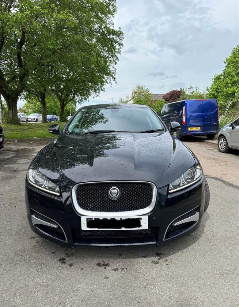 Capota Jaguar XF X250 Facelift