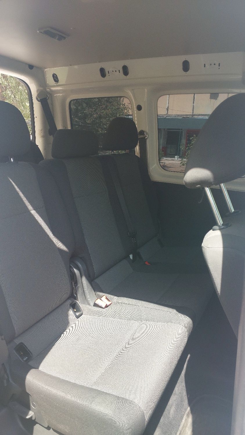 Volkswagen caddy 132 000 км