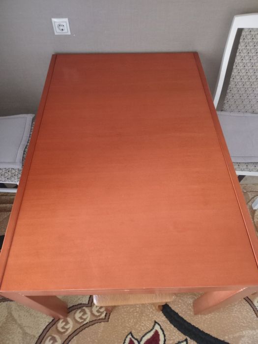 Продам стол кухонный