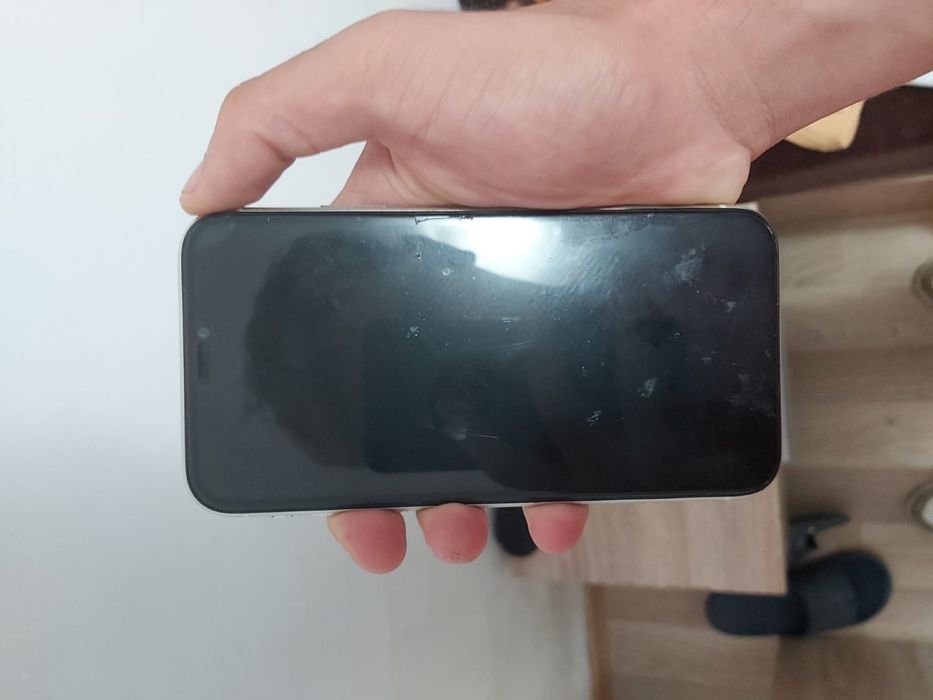 Iphone 11 dau la schimb  cu orice telefon
