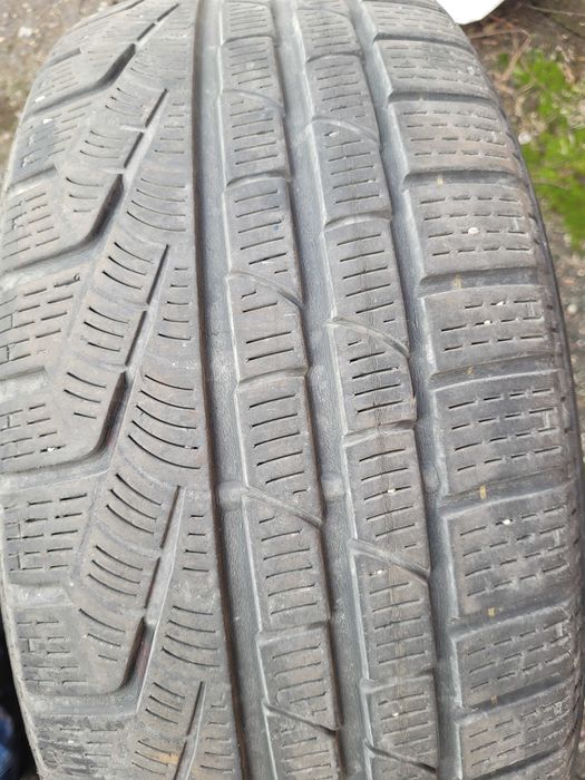 Pirelli iarna 225 50 17 runflat