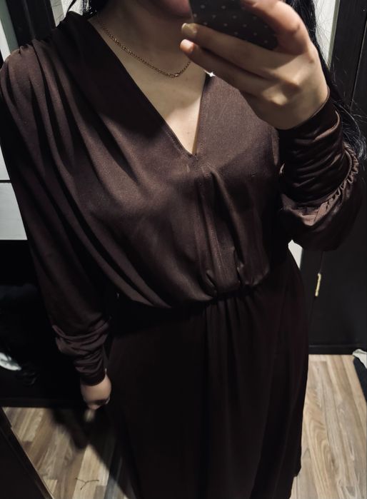 Продам женское  платье