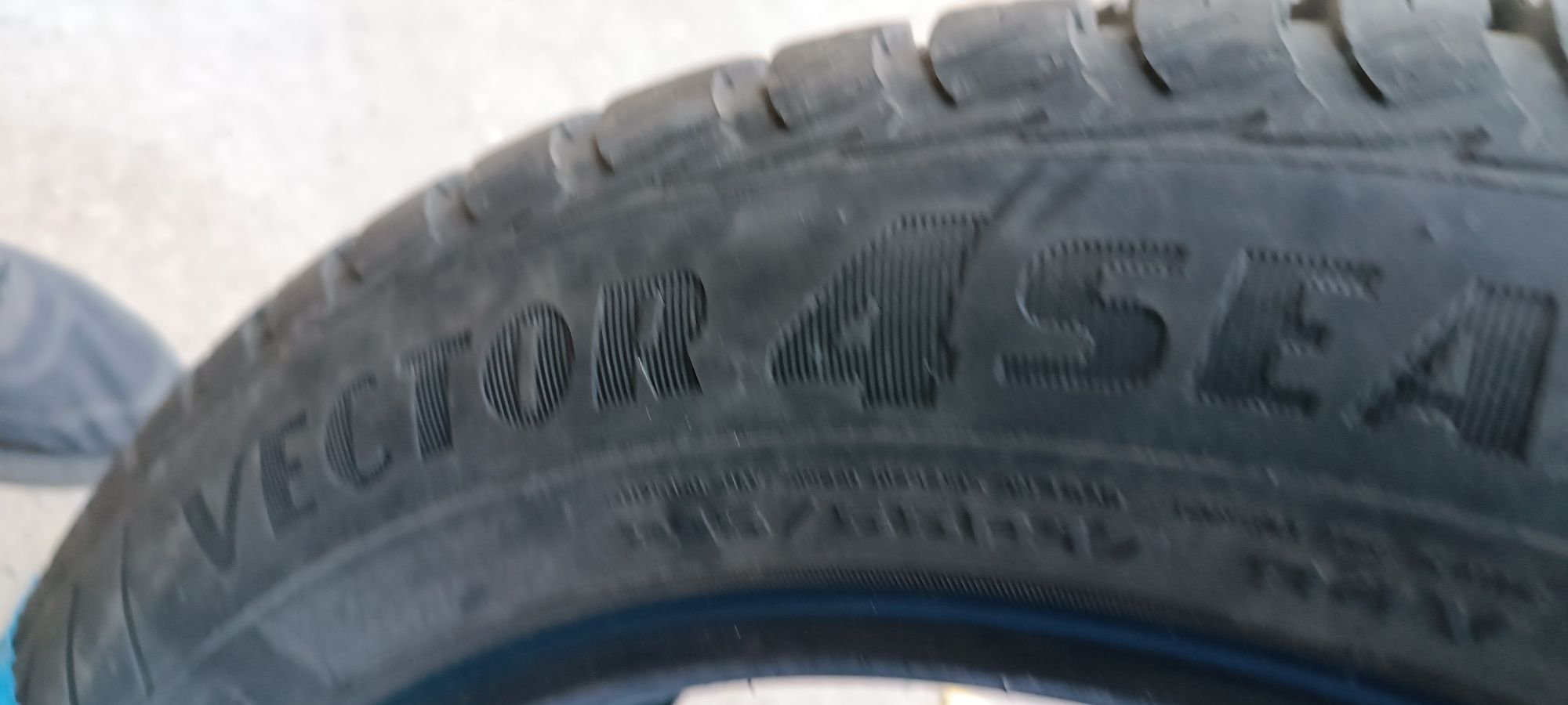 Продавам зимни  гуми
