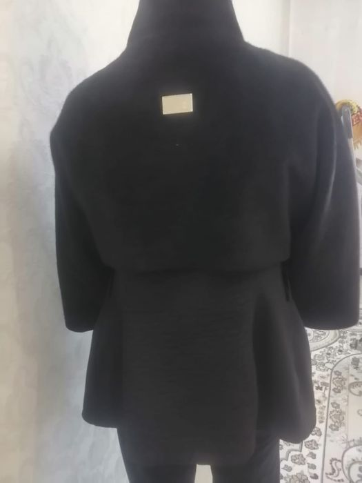 Куртка нерпа Фирма LASAGRADA размер 50
Цена 15 000 тг