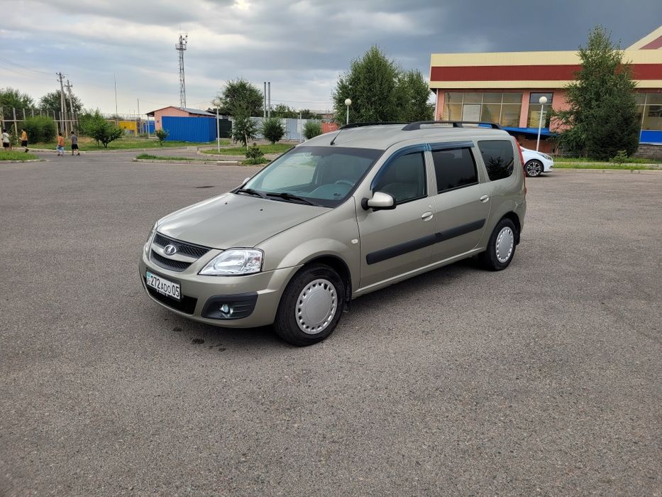 Продам Lada Largus