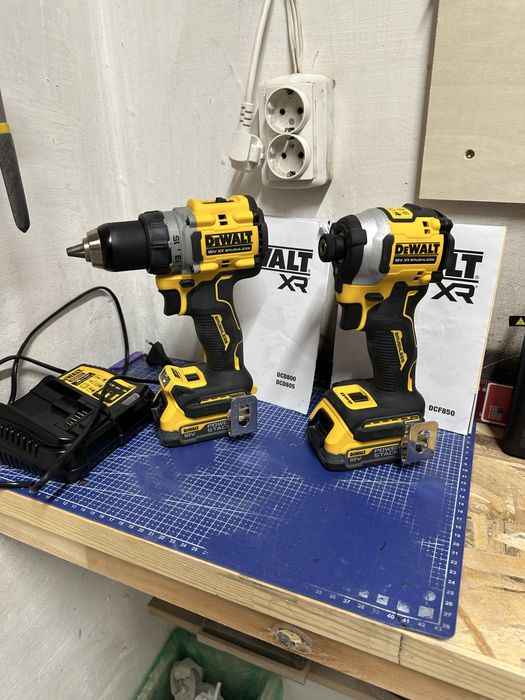 Dewalt DCD800 / DCF850