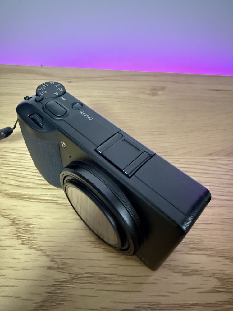 Ricoh GR iii - много добро състояние