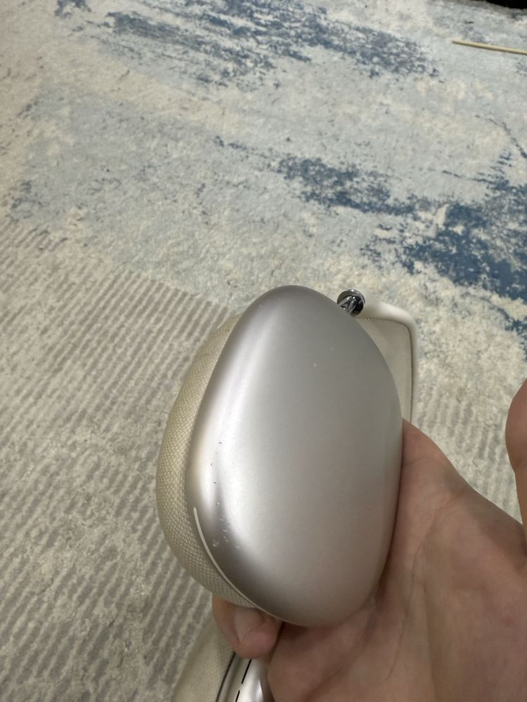 Airpods MAX 2 USB-C GOLD