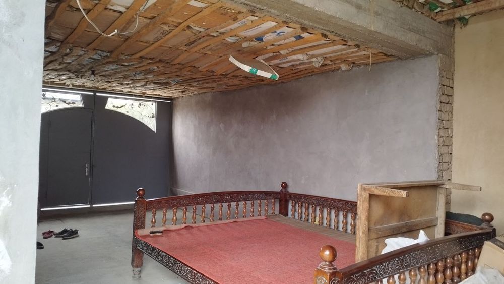 Uy sotiladi hovli sotiladi beshqòrgʻonda