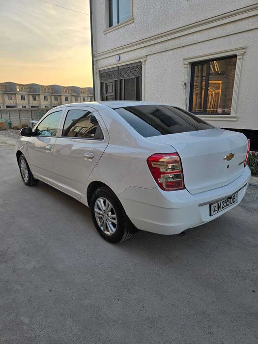 Кобольт 2024г. автомат, белый, метан-4