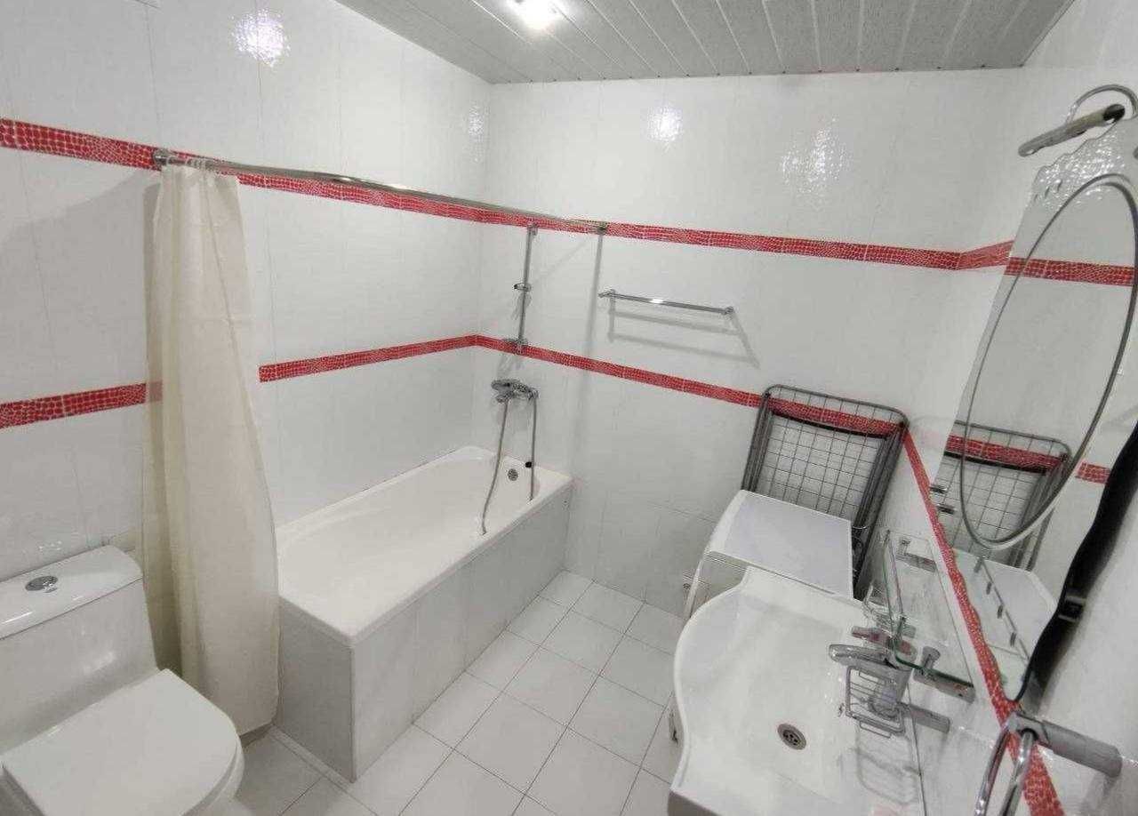 Продам 3в2/1/4 Кирпич 80м2 Ор-р Сенат + Подвал 70м2