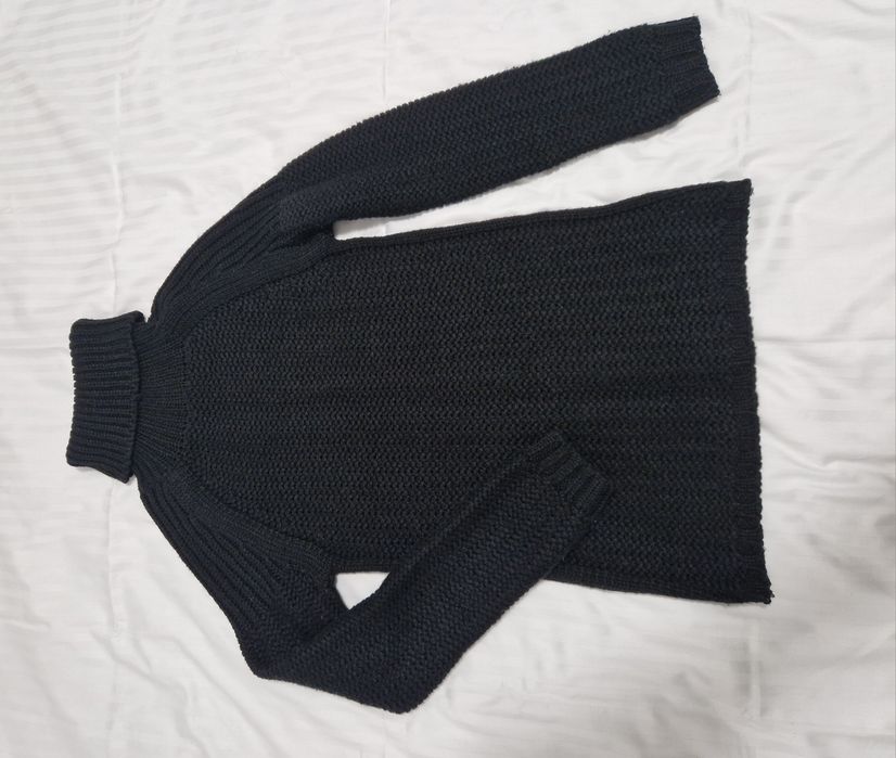 Lot 2 pulovere  Pull&bear S