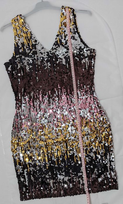 Rochie La Femme de ocazie, mărime M, cu paiete multicolore, nouă