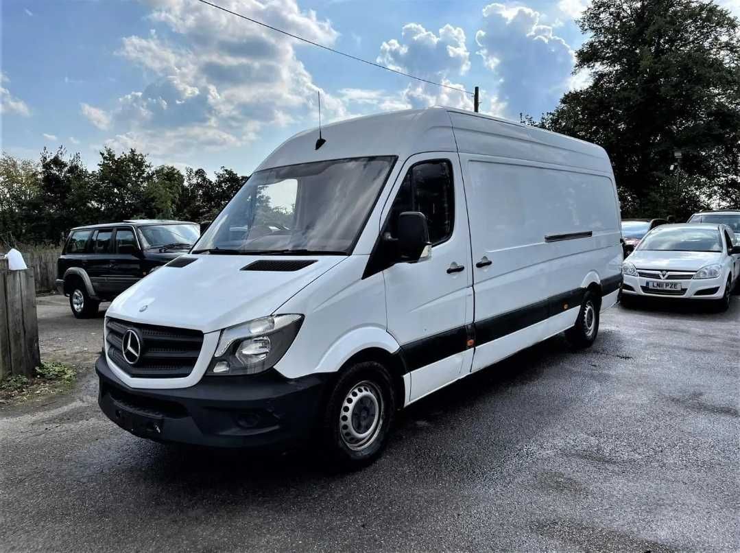 Dezmembrez Mercedes sprinter 313 cdi 2.2 cod a651 2014 euro 5