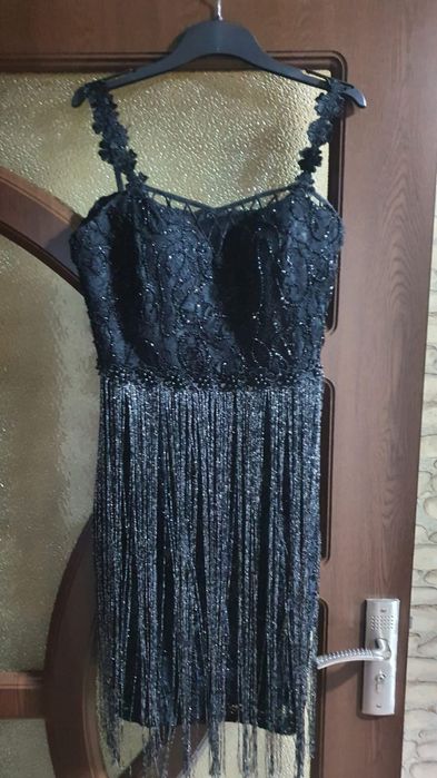 Vând 3 rochii elegante