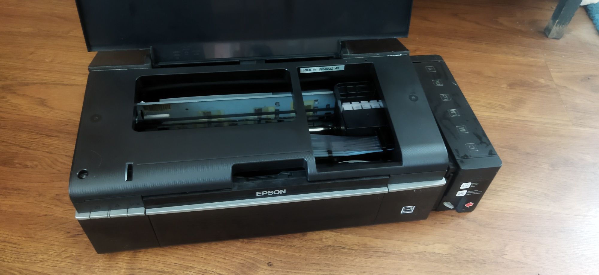 Принтер цветной Epson L800. Полностью рабочий, никогда не ломался.
