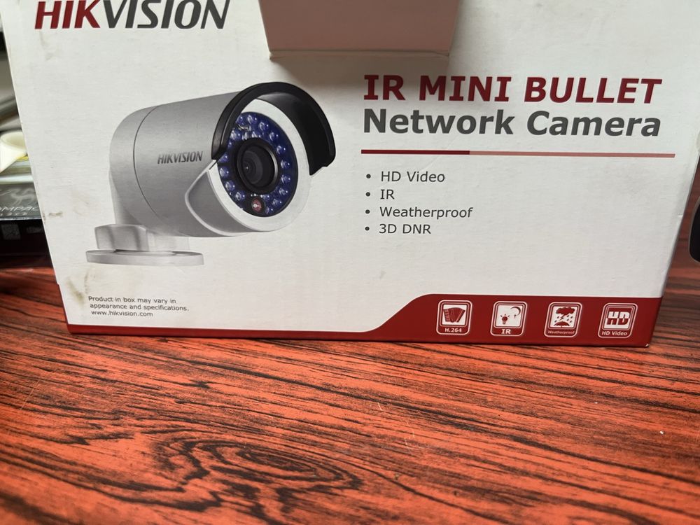 Camera ip supraveghere hikvision cu poe si sd card