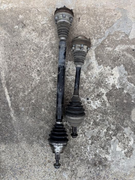 Полуоска за Volkswagen PASSAT B7