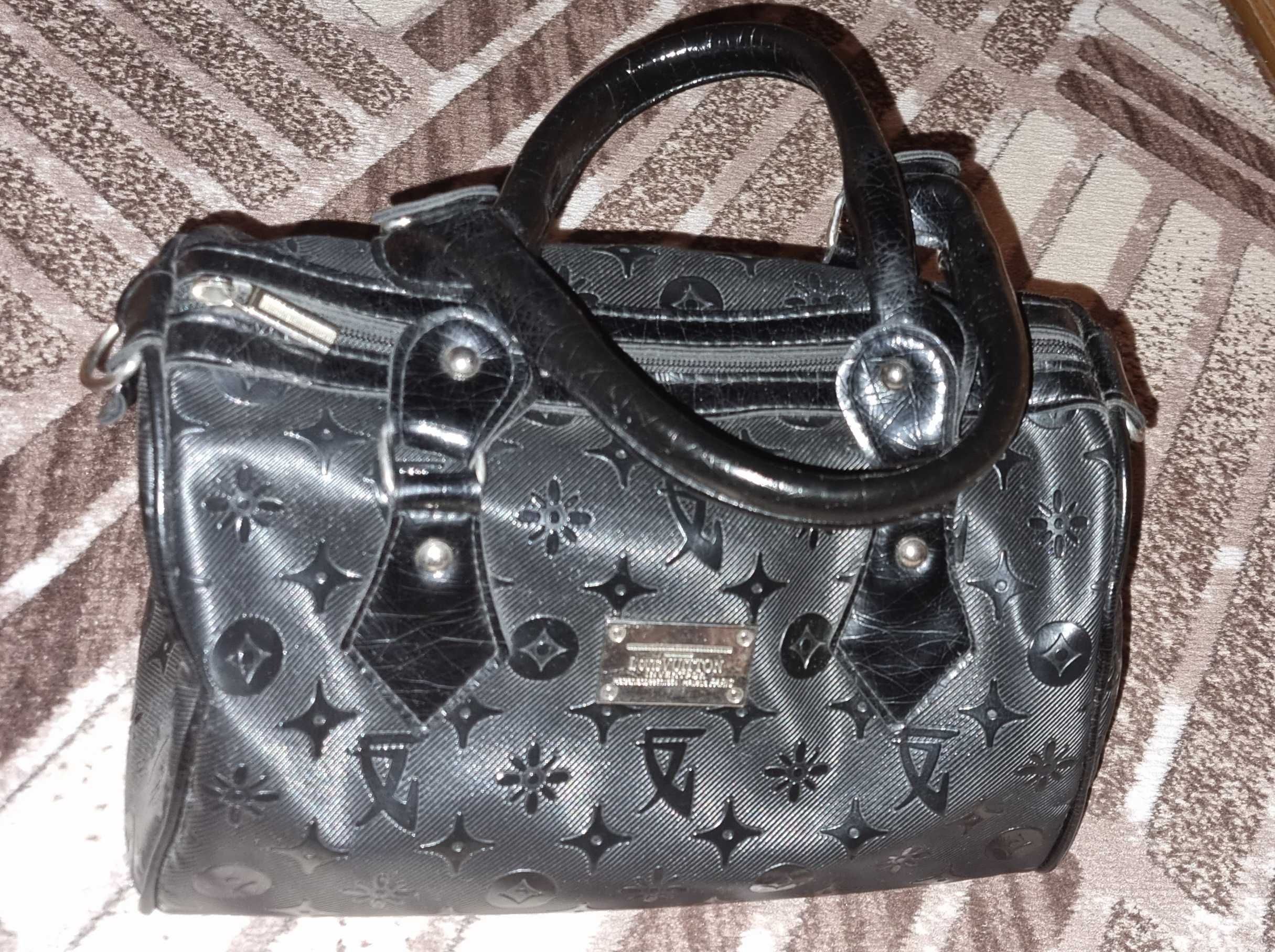 Дамска чанта Louis Vuitton