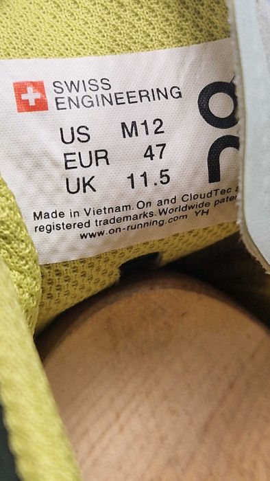 Оригинални мъжки маратонки- On CloudSurfer