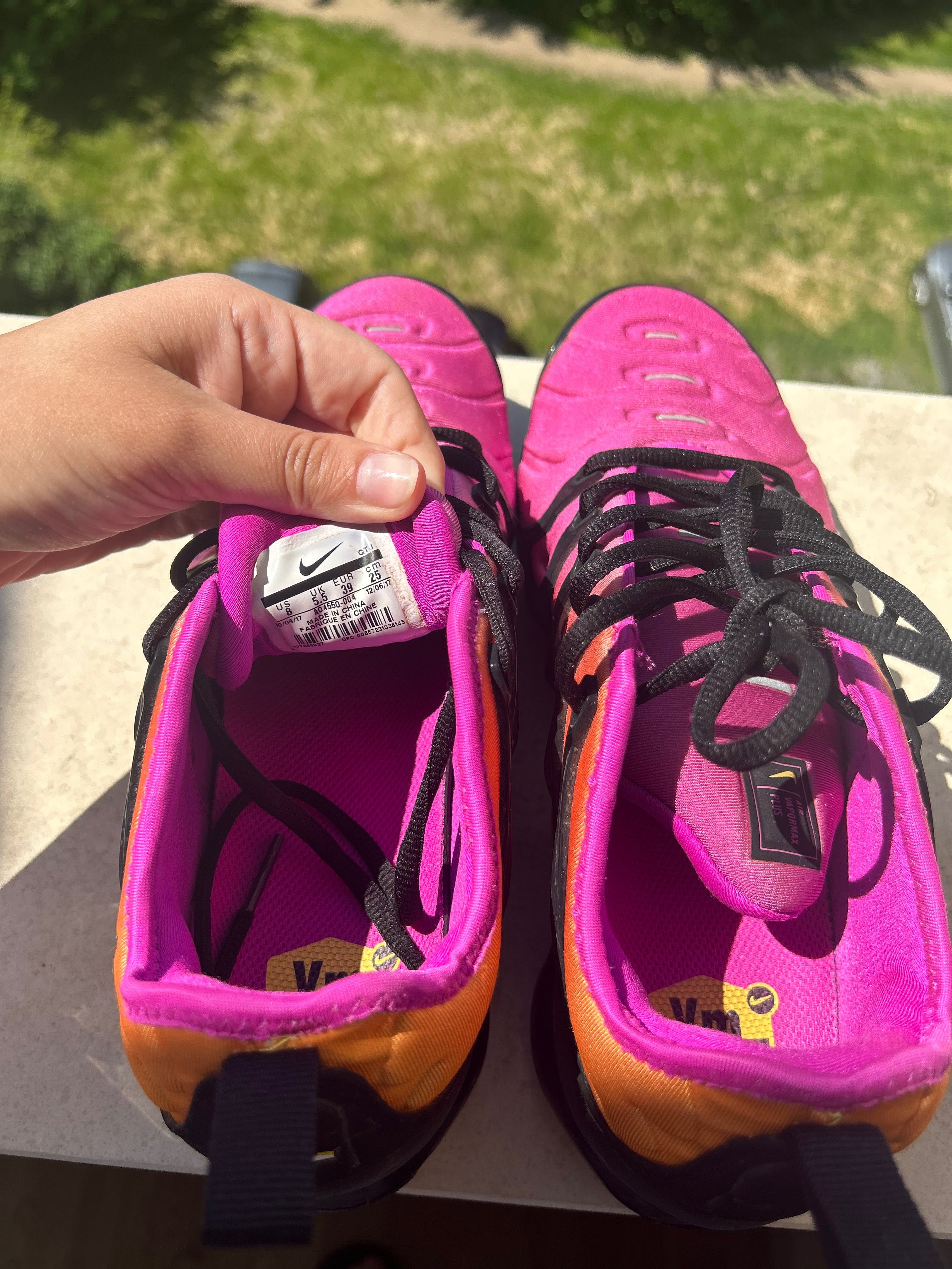 Nike дамски маратонки размер 39 25 см стелка
