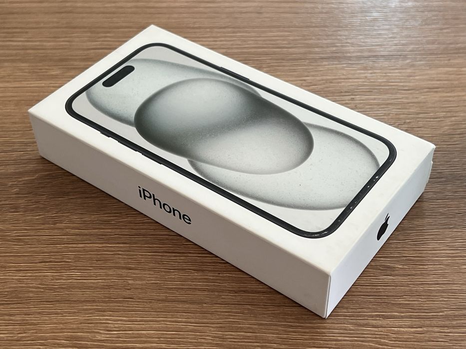 iPhone 15 nou sigilat