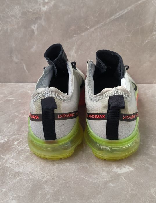 Nike Air VAPORMAX номер 38
