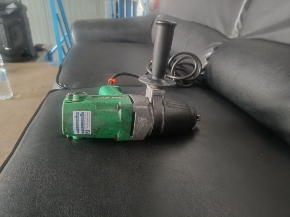 Електрически гайковер HITACHI WH 16