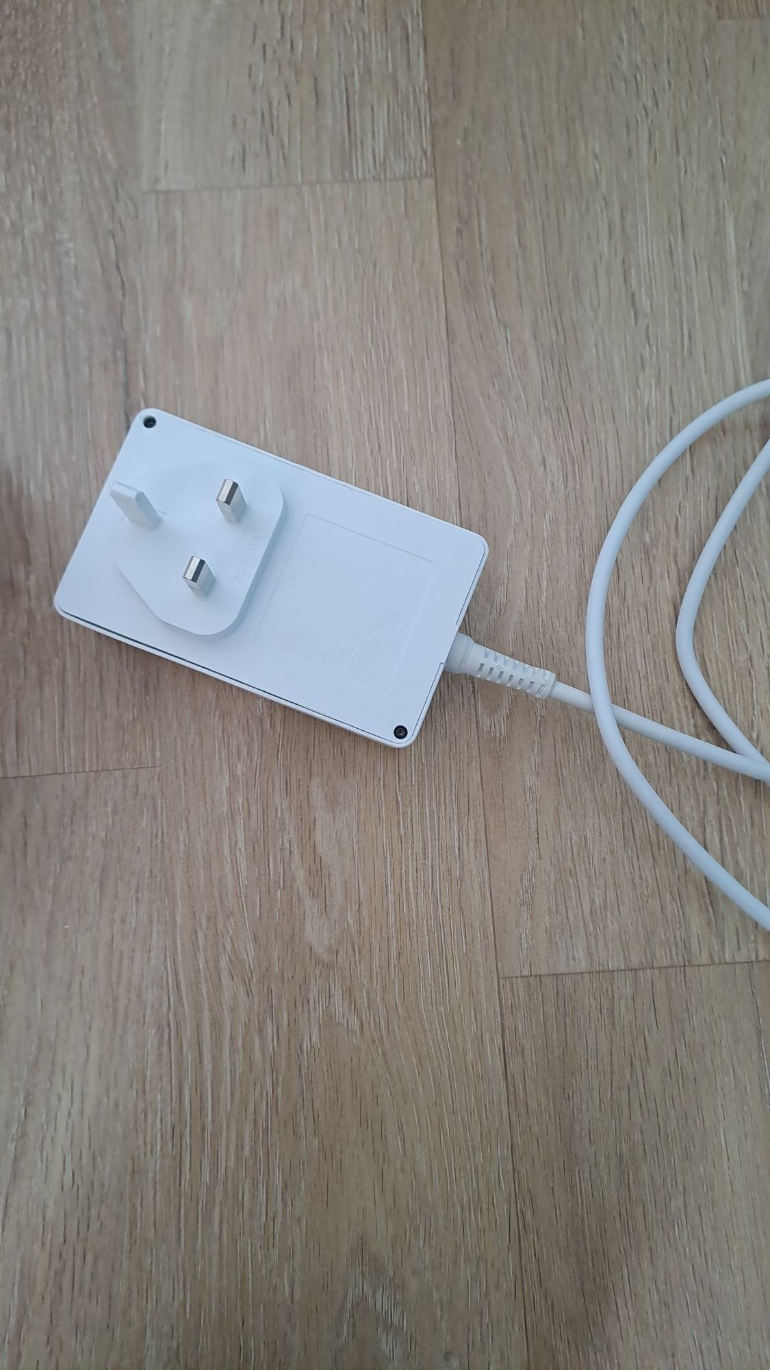 Фотоепилатор Philips Lumea