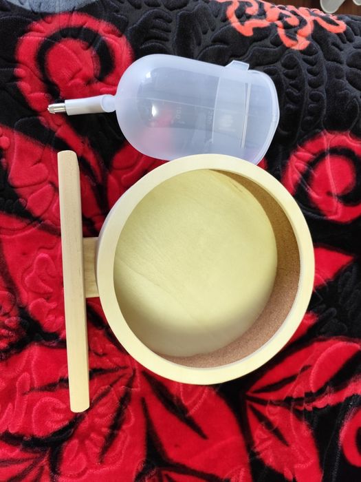 Roată Trixie 20 cm din lemn + adăpătoare hamster