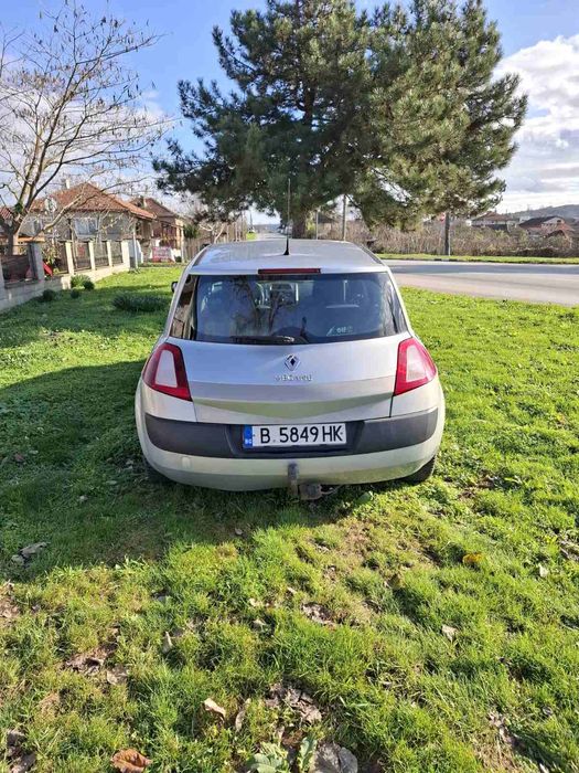 Лека автомобил Renault Meganе