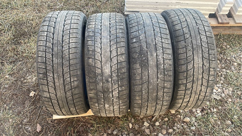 215/55/17 зимние б/у