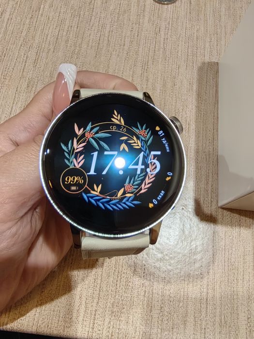 Смарт часовник в гаранция и застрахован!