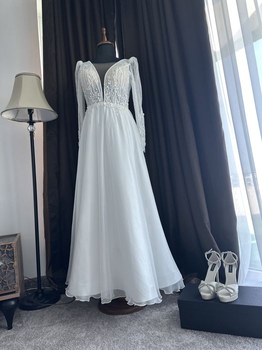 Rochie mireasa Laura Dina