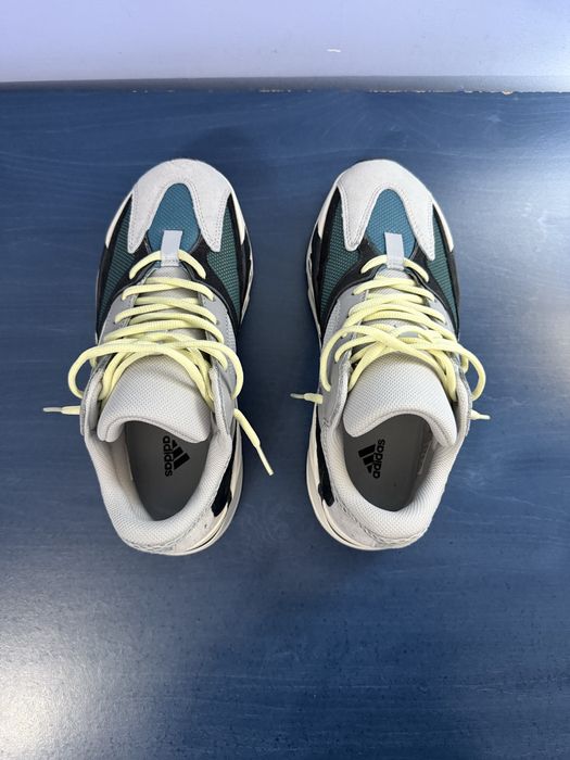 Adidas Yeezy 700 Wave Runner