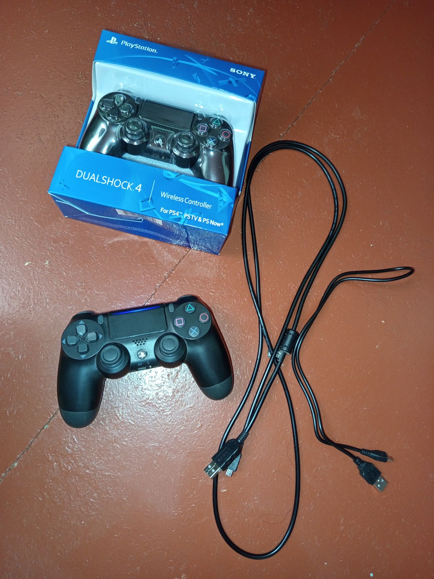 Продается Ps 4 slim 1 TB с крутыми играми